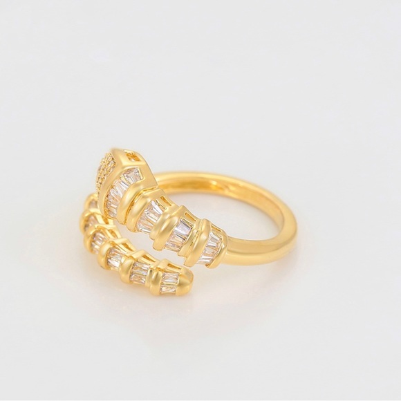 Snake Ring Adjustable Ring 14k Gold Plated Baguette Stone - Picture 5 of 9